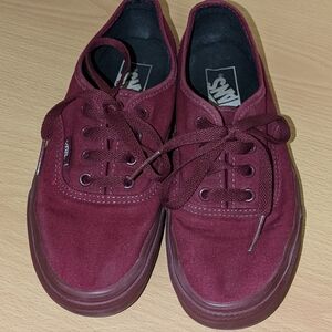 Vans lace up skate shoes